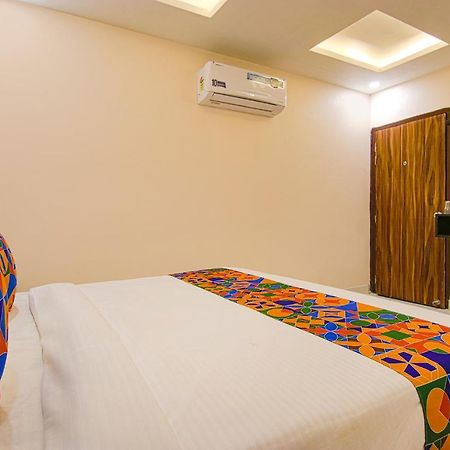 Fabhotel Palm Plaza Zirakpur Bagian luar foto